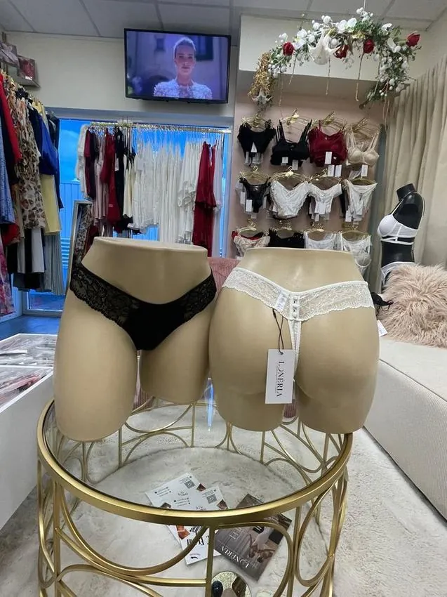 Ensembles de lingerie fine, boutique Lunéria